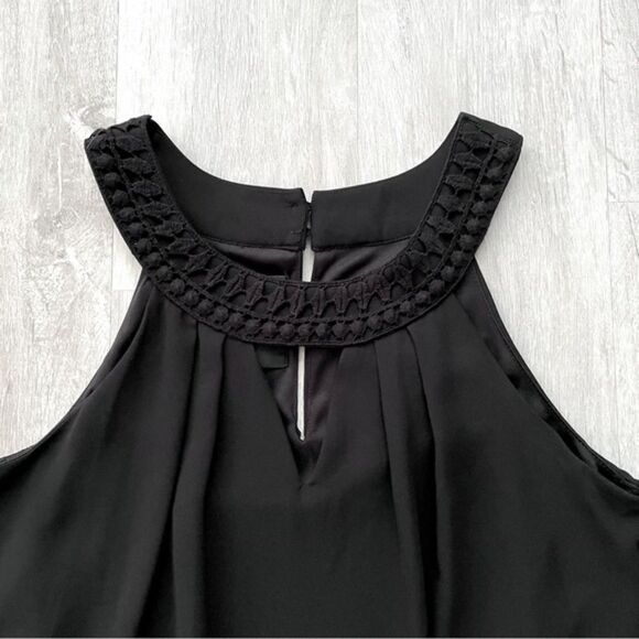 Black Sleeveless Halter Top XS - Picture 3 of 6